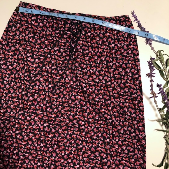BETSEY JOHNSON Floral Skirt sz 4/6 - Picture 4 of 6
